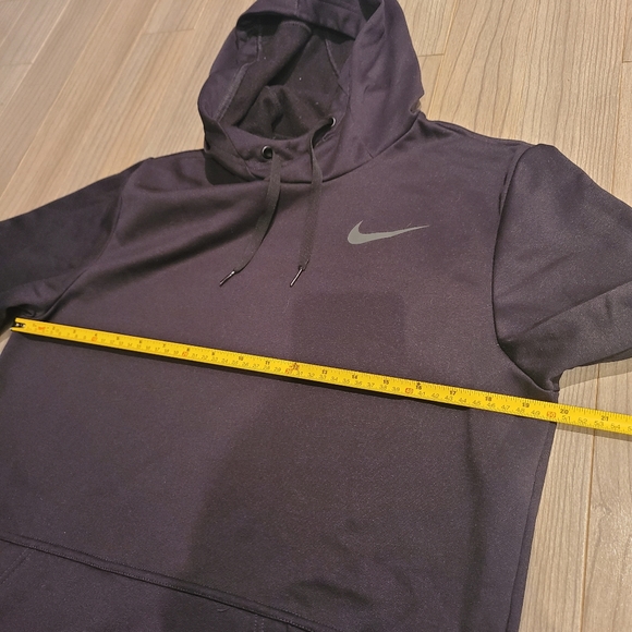 Nike Dri-Fit Training Hoodie - Picture 7 of 8